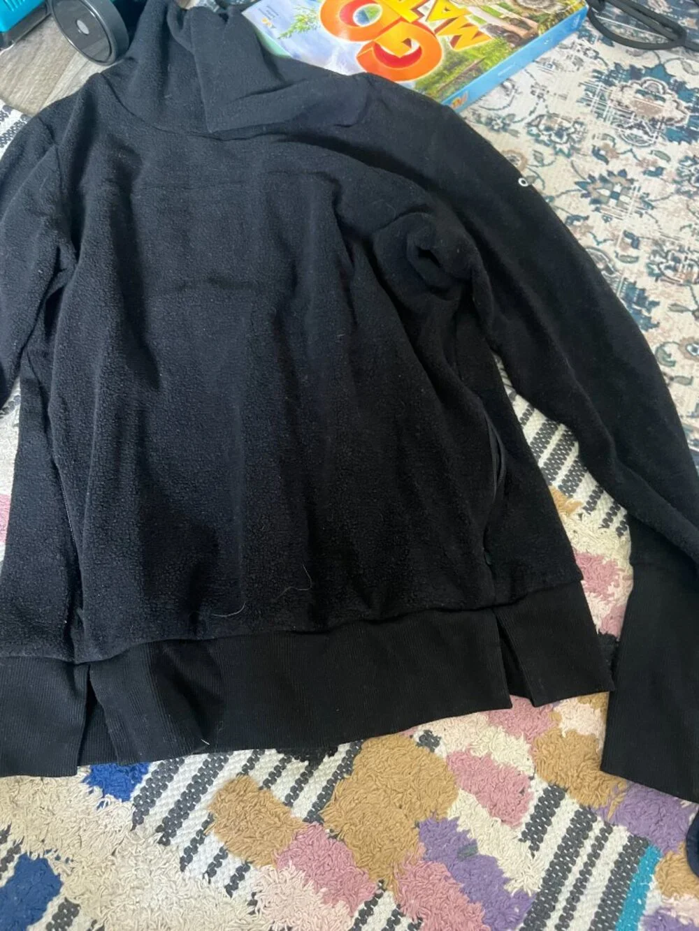 Alo xs‎ black sweater